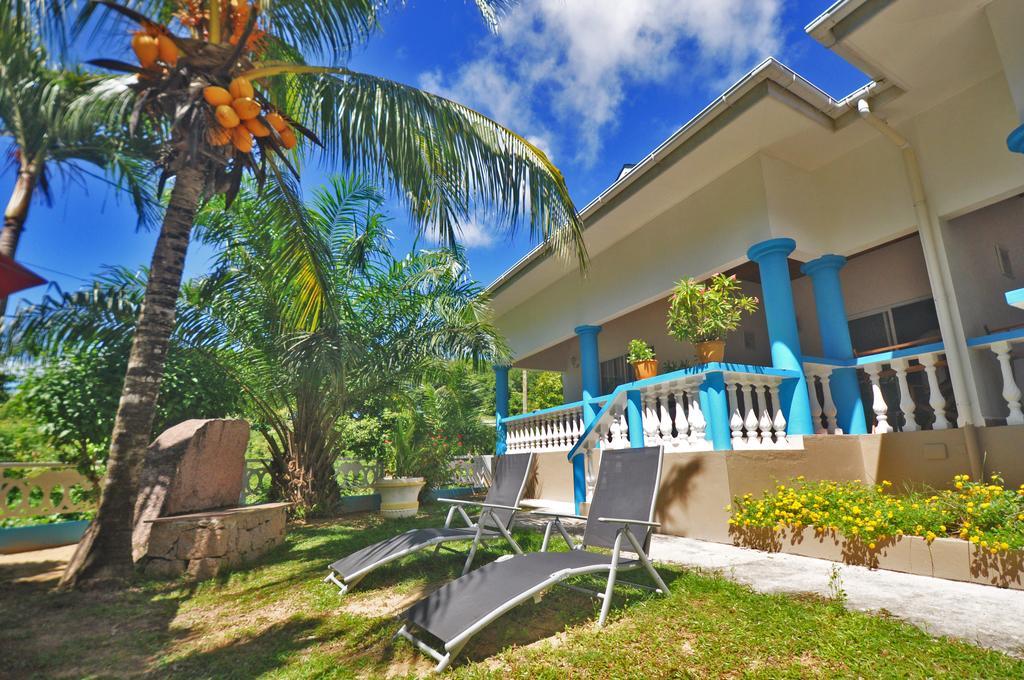 Acquario Guesthouse Anse Volbert Village  Exterior photo